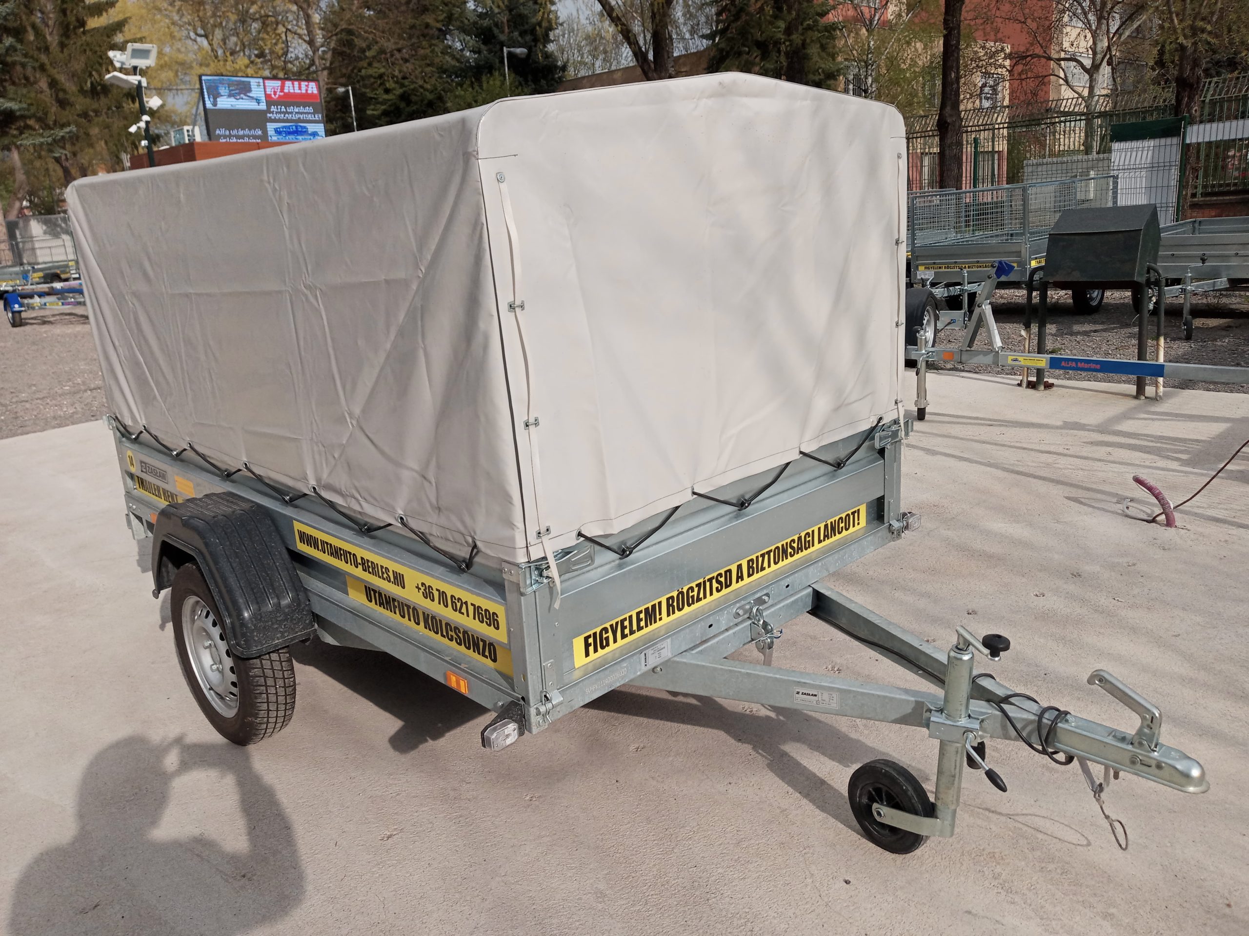 ZASLAW 235 SU PONYVÁVAL (2,35m x 1,32m UTÁNFUTÓ) - Image 4